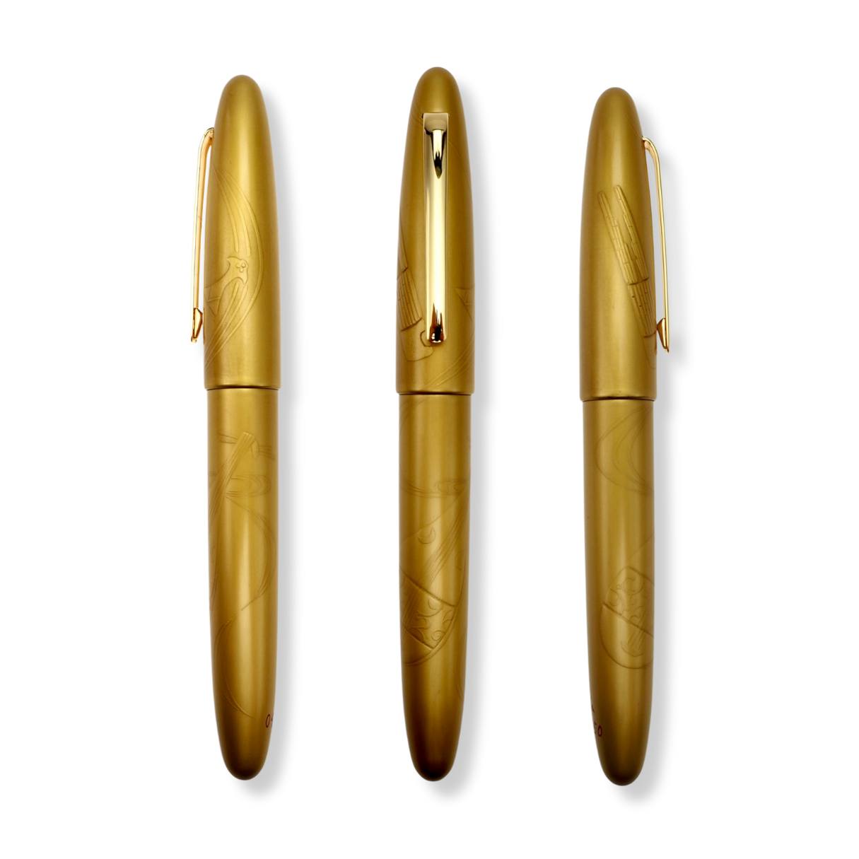 Taccia Füllhalter Biwa (gold)