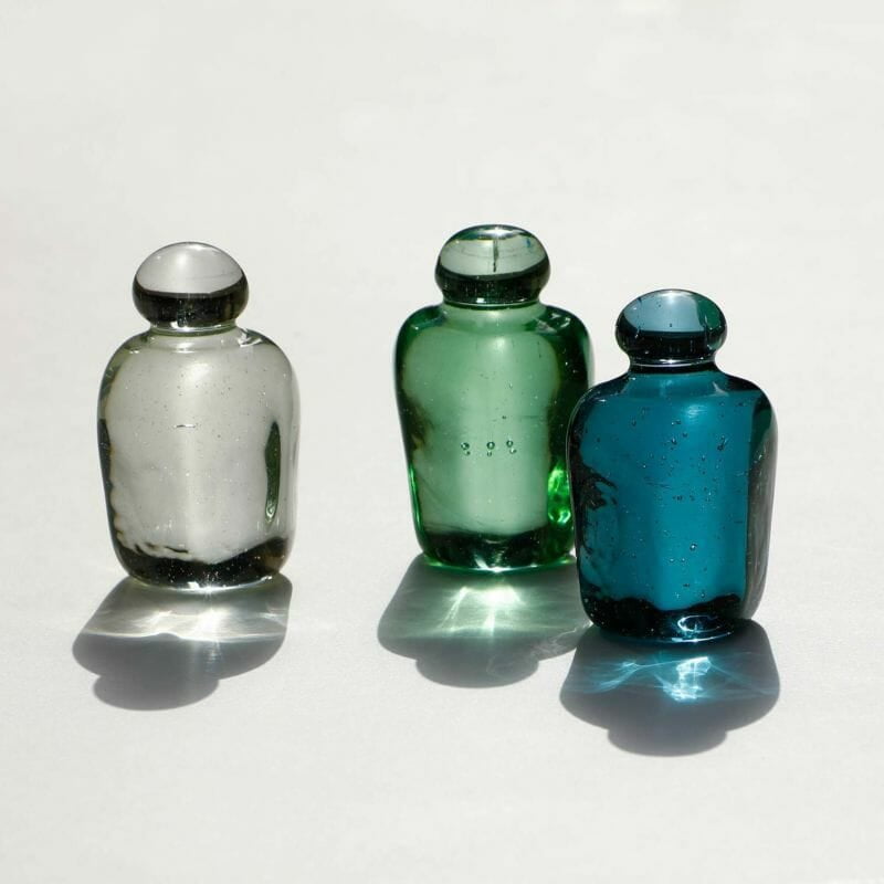 Attaché - Paperweight made from recycled glass