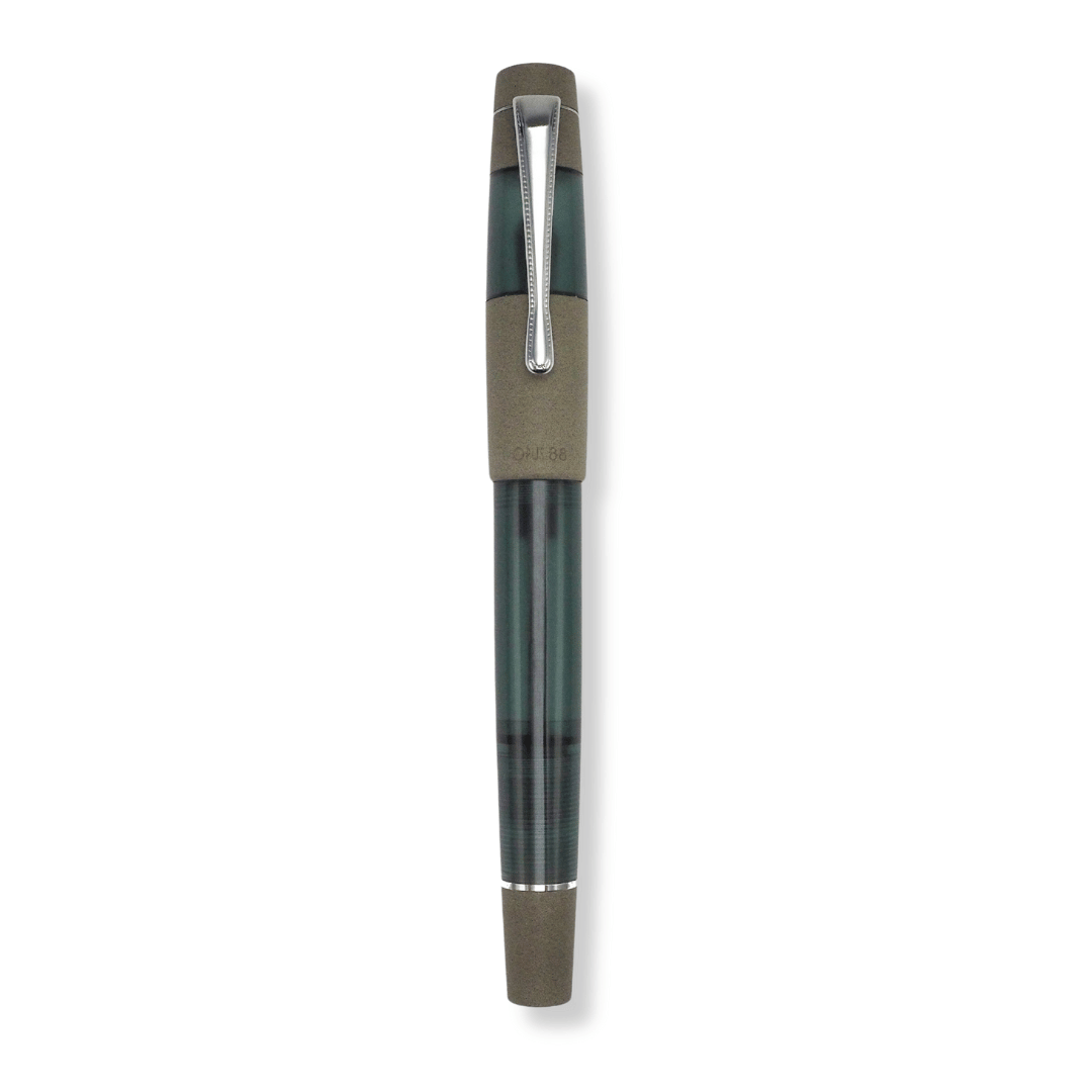 Opus 88 Koloro fountain pen
