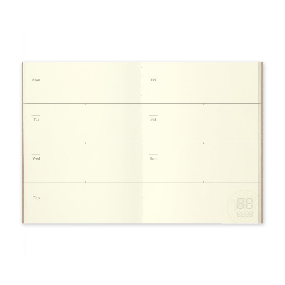 Traveler's Notebook Company - Passport - Free Diary Weekly (007)