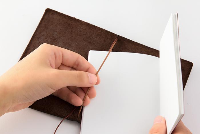 Traveler's Notebook Company - Notebook passport size