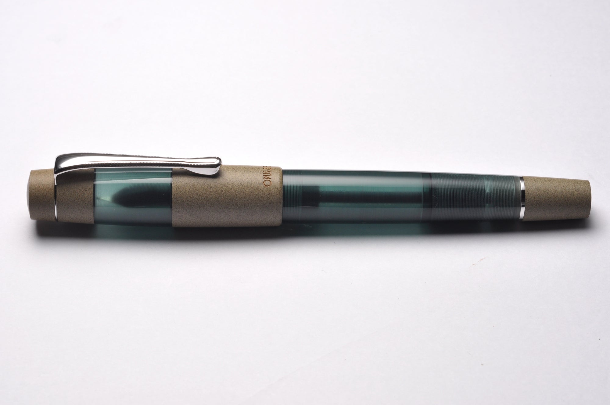 Opus 88 Koloro fountain pen