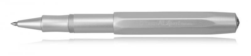 Geöffneter silberner Kaweco Aluminium Tintenroller, mit silberner Schrift. Kappe ist auf das Ende geschraubt.