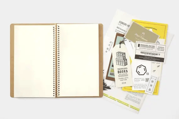 Traveler&#39;s Notebook Company - Ringbuch A5 Slim Paper Pocket