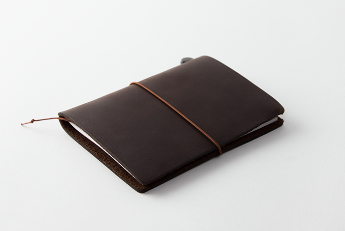 Traveler&#39;s Notebook Company - Notebook passport size brown