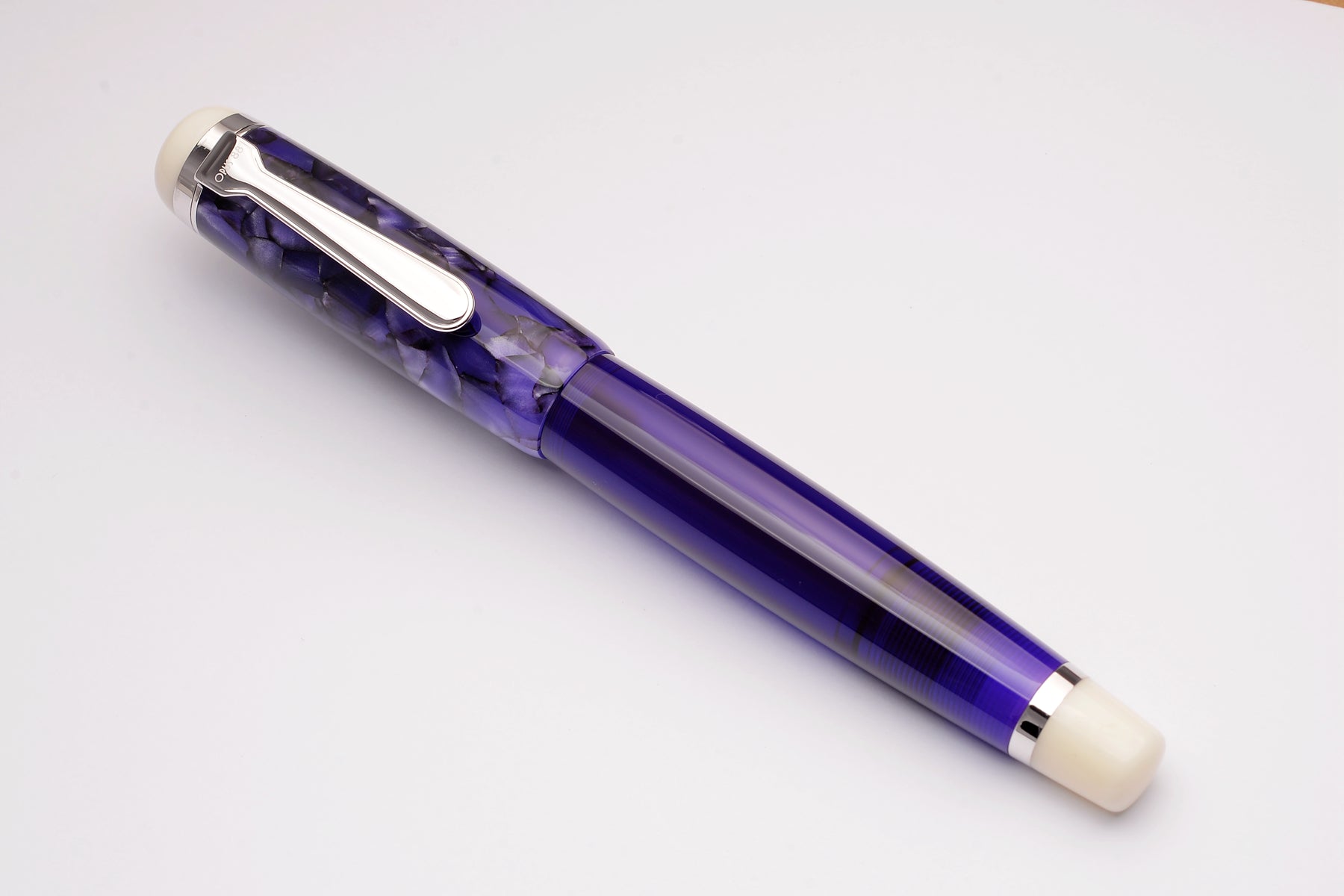 OMAR fountain pen Purple