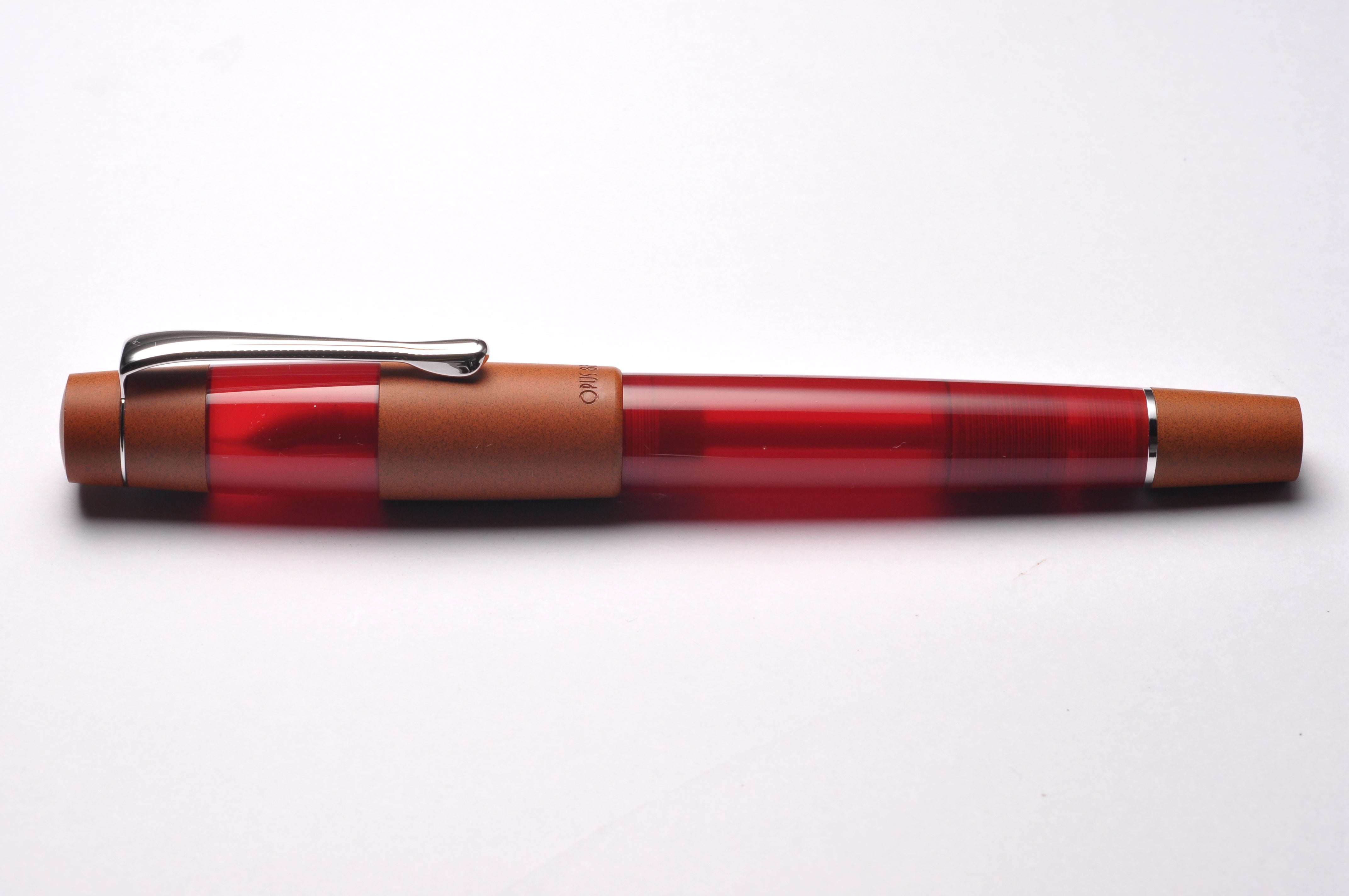 Opus 88 Koloro fountain pen red